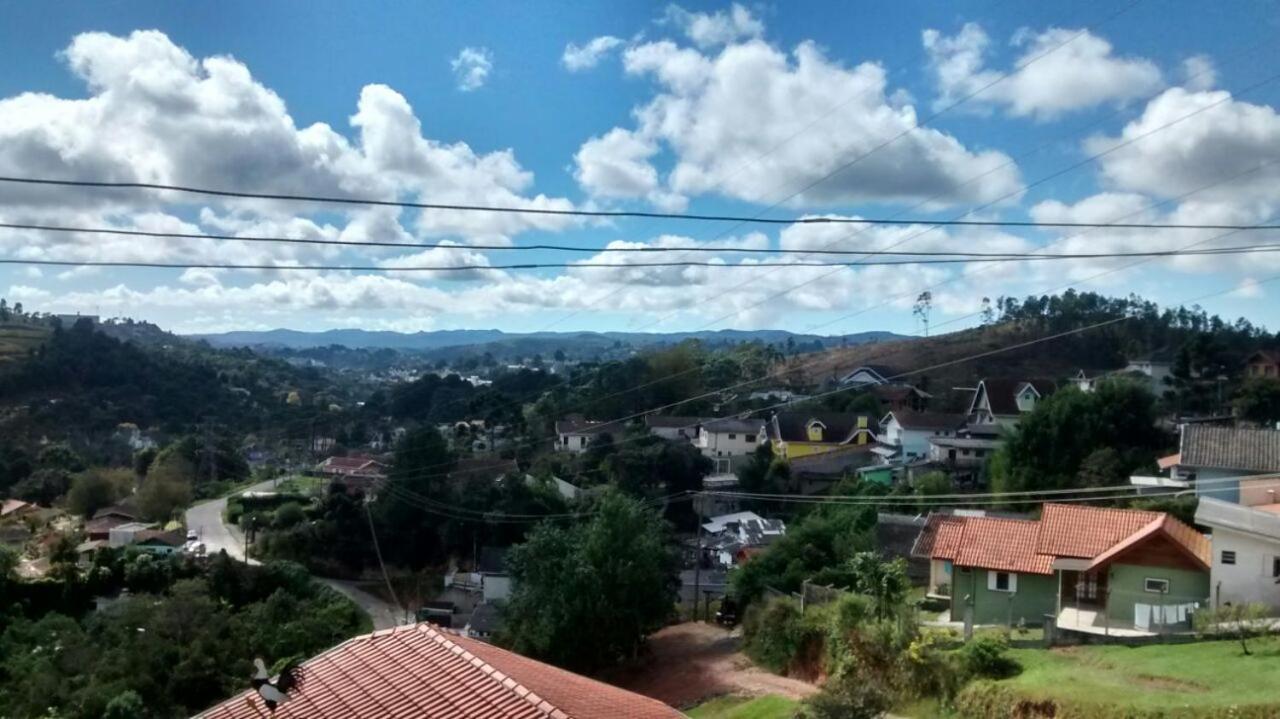 Pousada Das Rosas Campos do Jordão Buitenkant foto